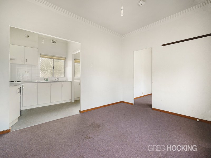 340 Howe Parade, Port Melbourne image 5