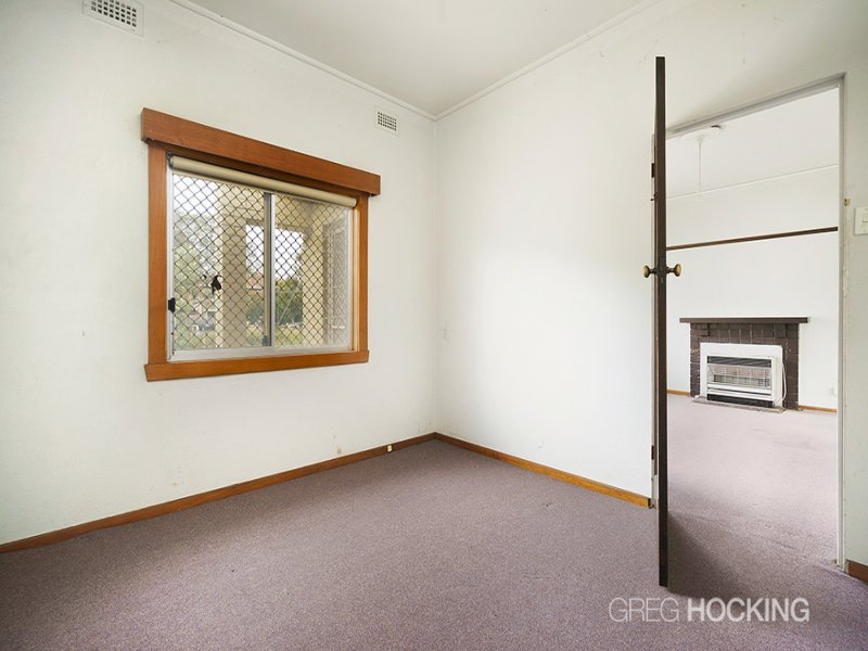 340 Howe Parade, Port Melbourne image 6