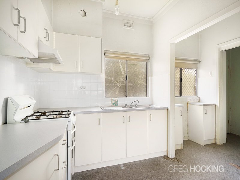 340 Howe Parade, Port Melbourne image 7