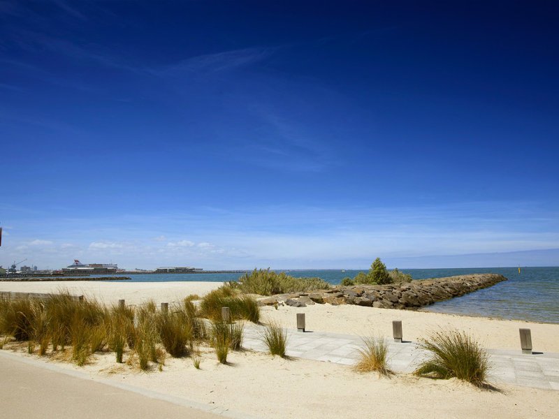 340 Howe Parade, Port Melbourne image 11