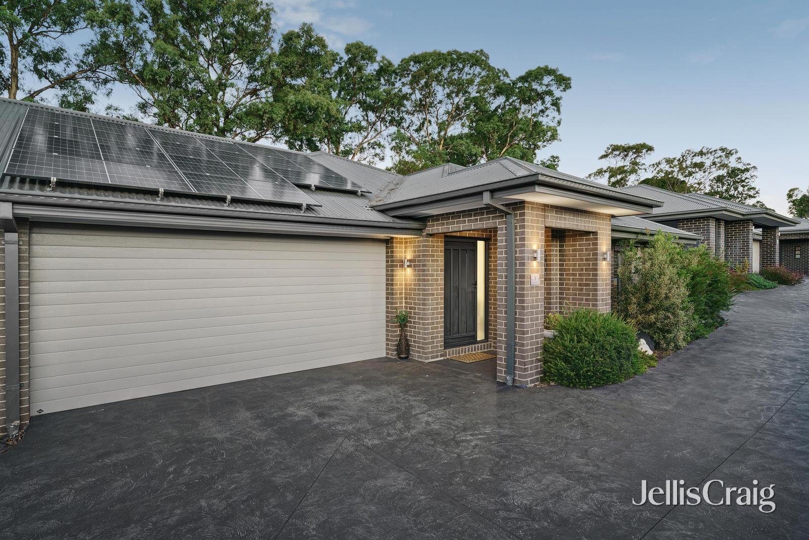 3/40 Shalbury Avenue, Eltham image 1