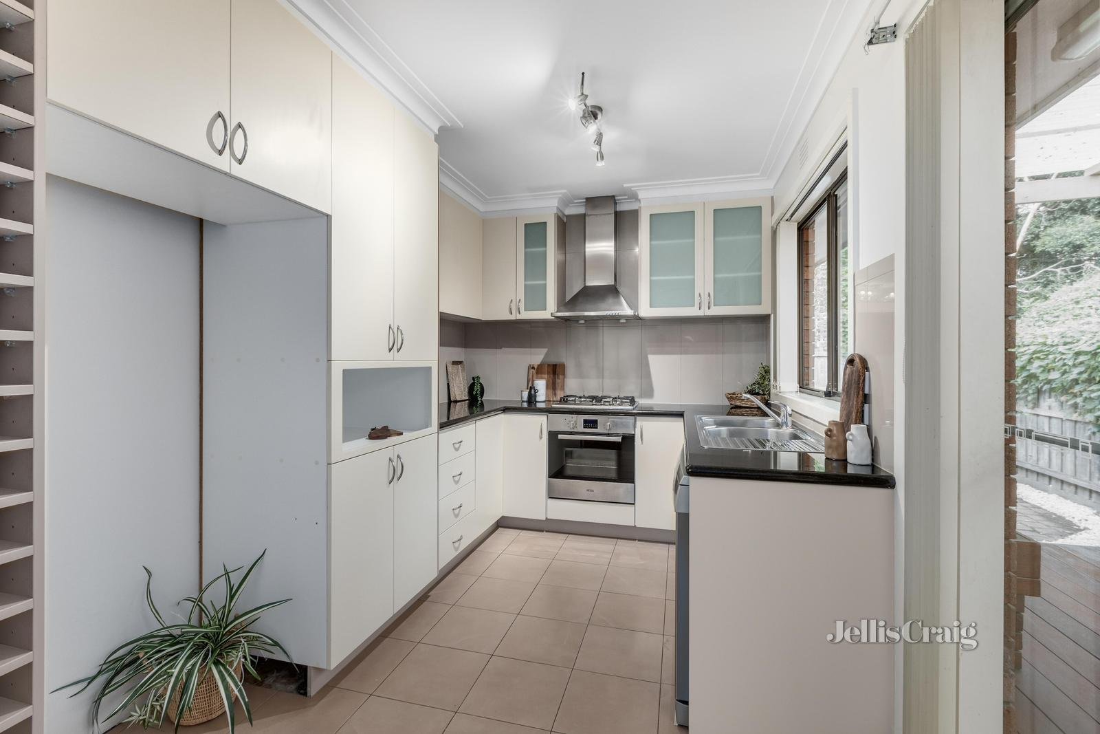 3/40 Wamba Road, Bentleigh East image 4