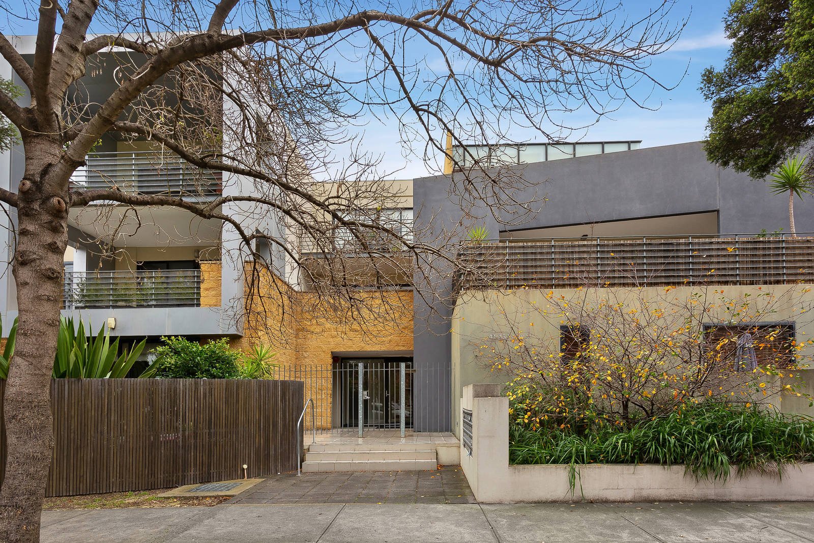 Property Gallery - Main Image