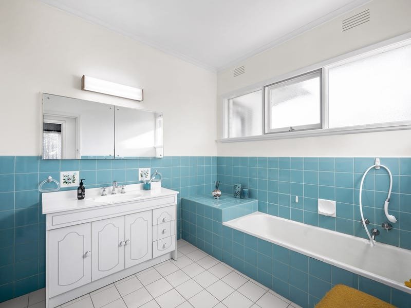 Property Gallery Thumbnail 6