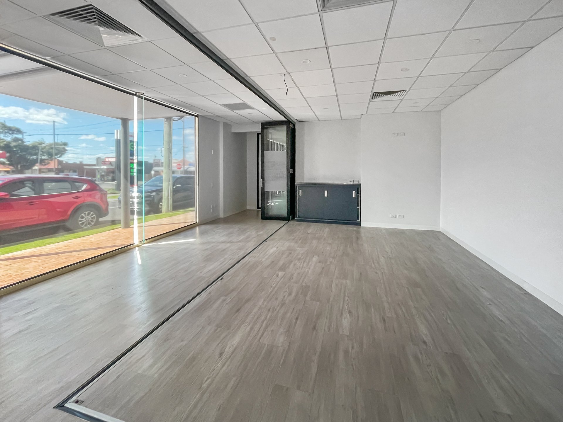 3&4/127 Shannon Avenue Avenue, Manifold&nbsp;Heights image 5