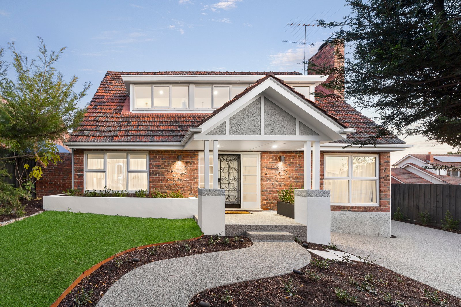 342 Barkers Road