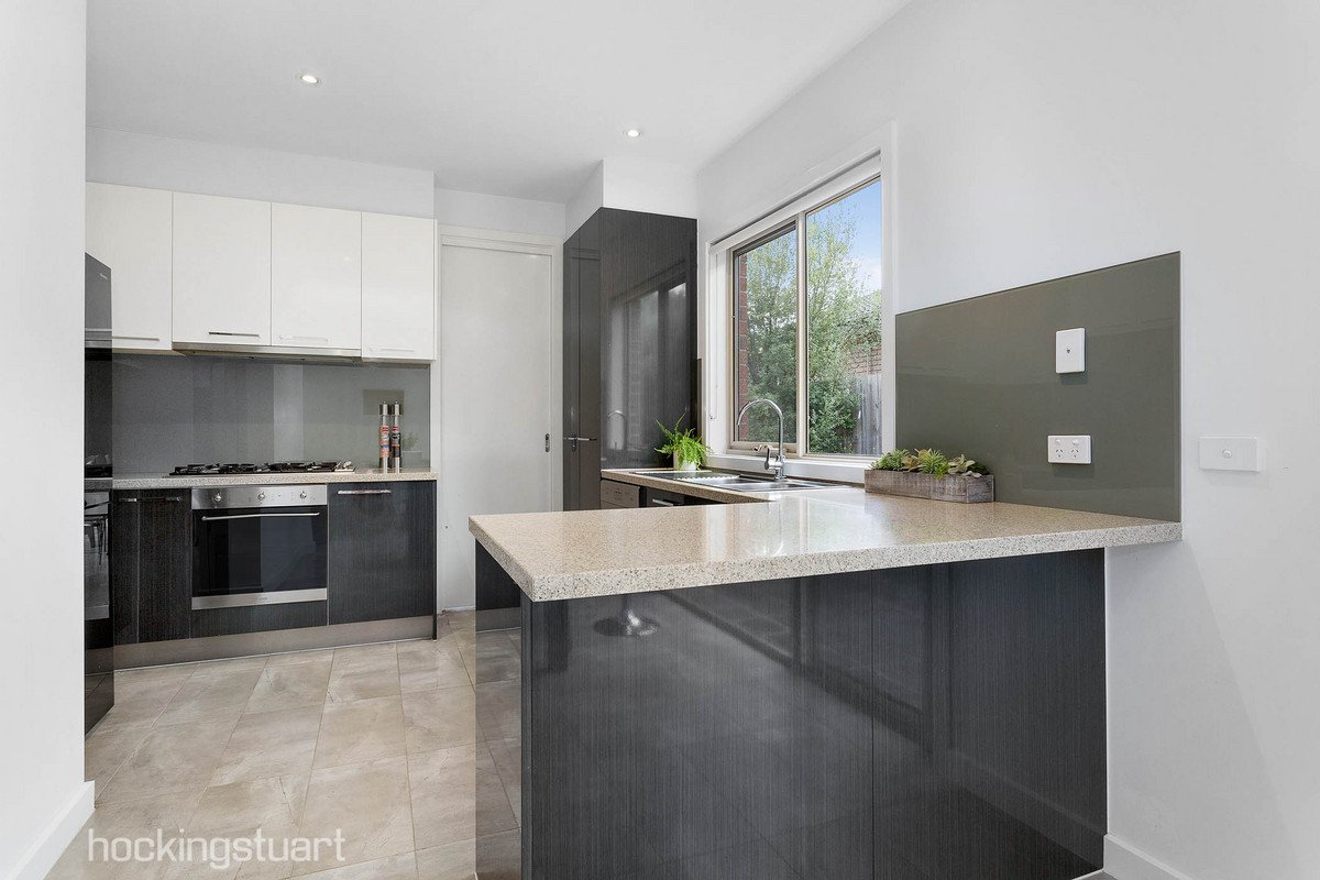 3/42 Bundoran Parade, Mont Albert North image 6