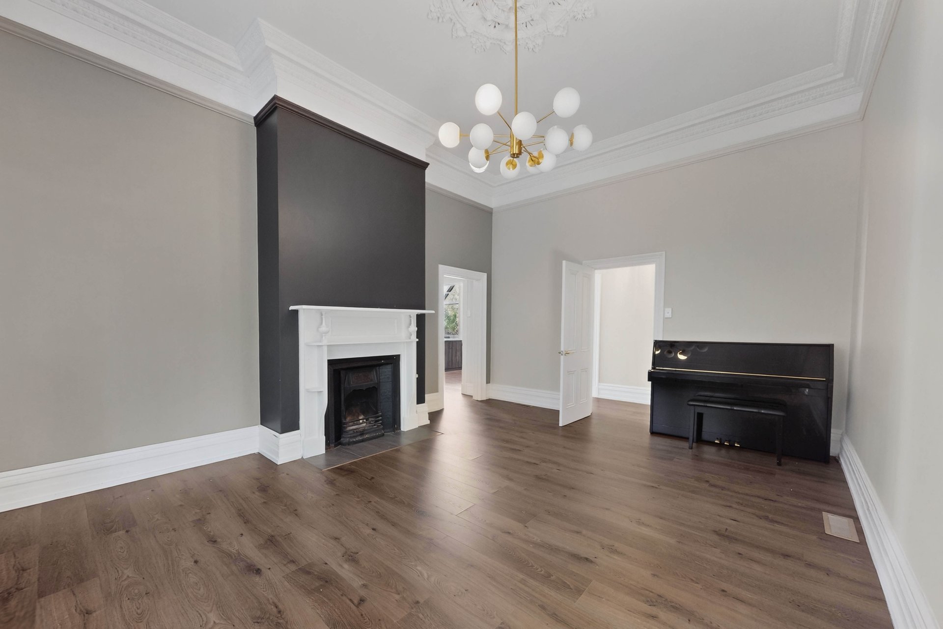 342 Canterbury Road, Surrey Hills image 4