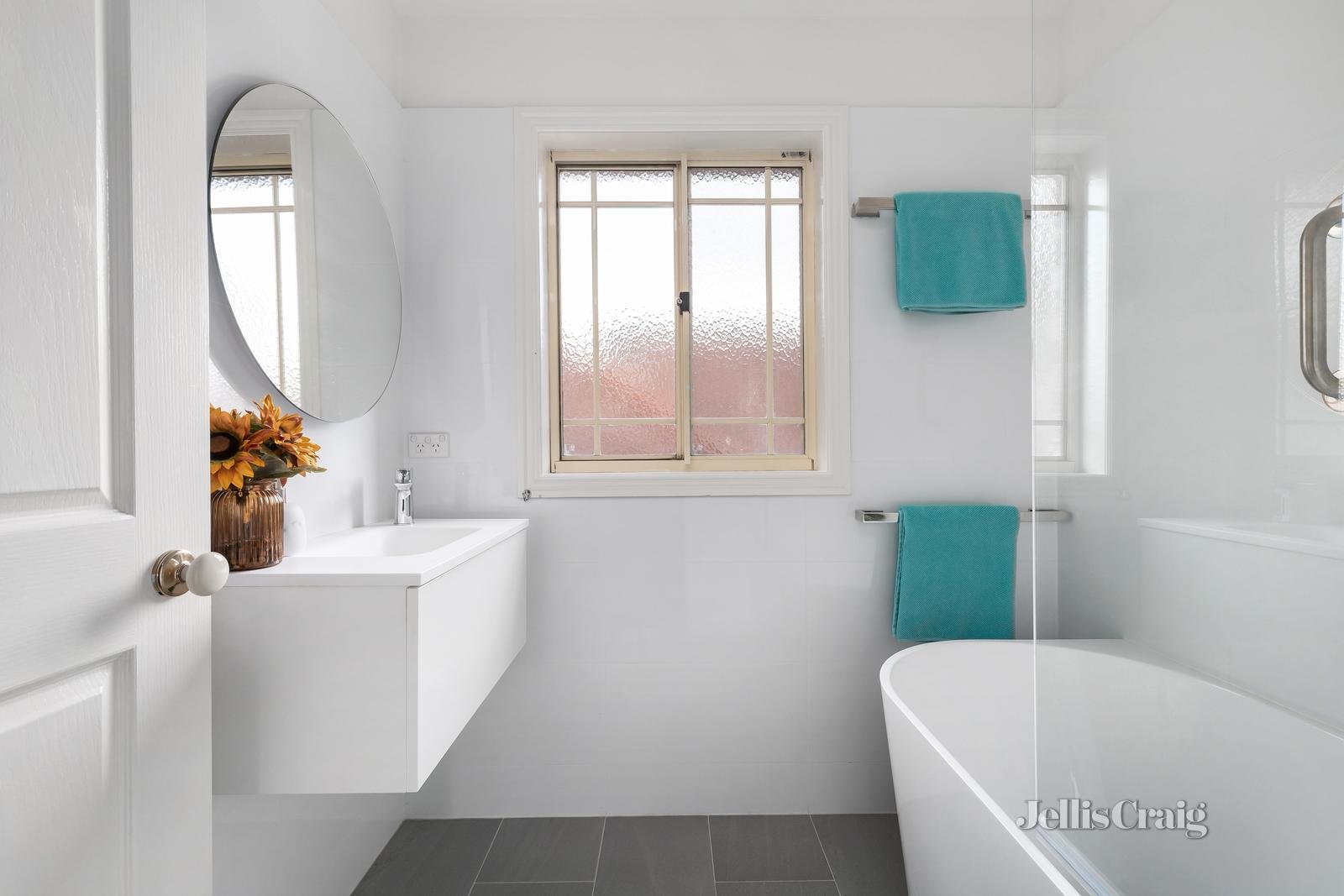 3/42 Mitchell Road, Mont Albert North image 6