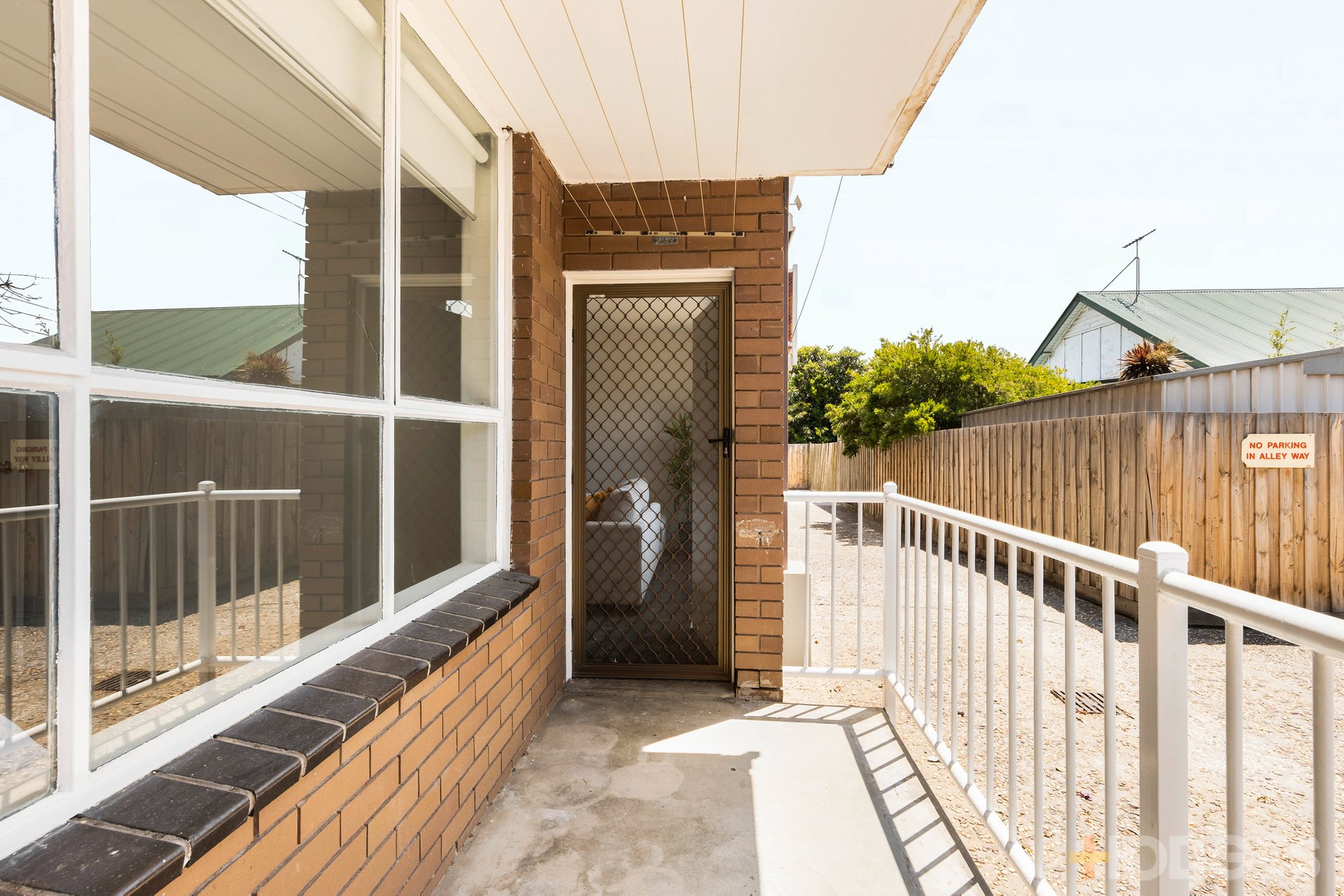 3 / 42 Roberts Street West Footscray