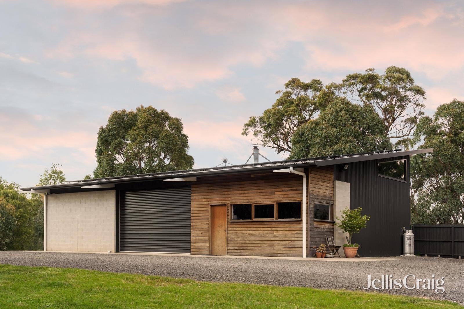 343 Millers Road, Invermay image 25