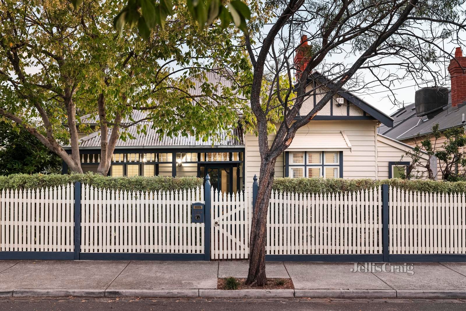 344 Clarke Street, Northcote image 1