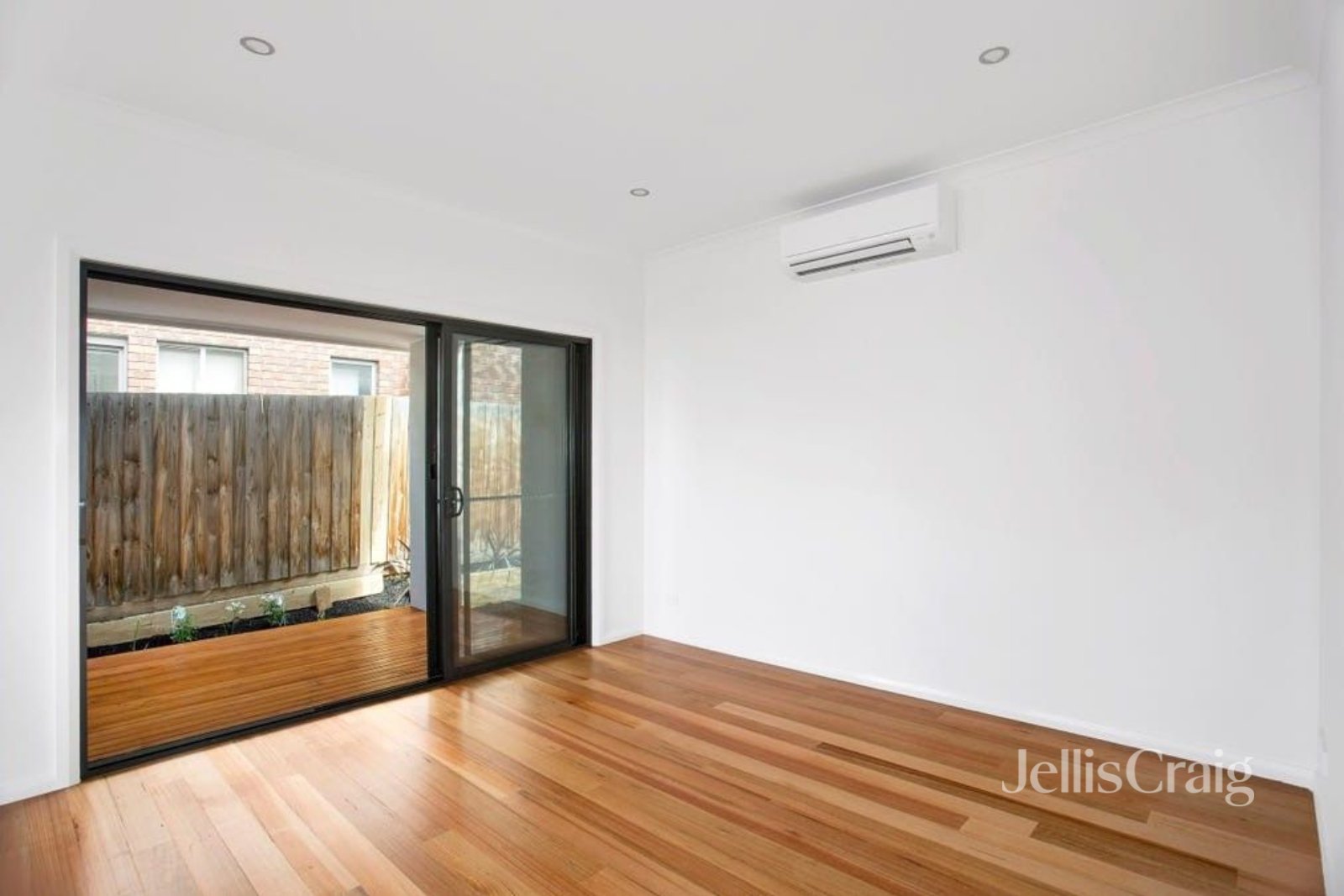 3/44 Fairlie Avenue, Macleod image 2