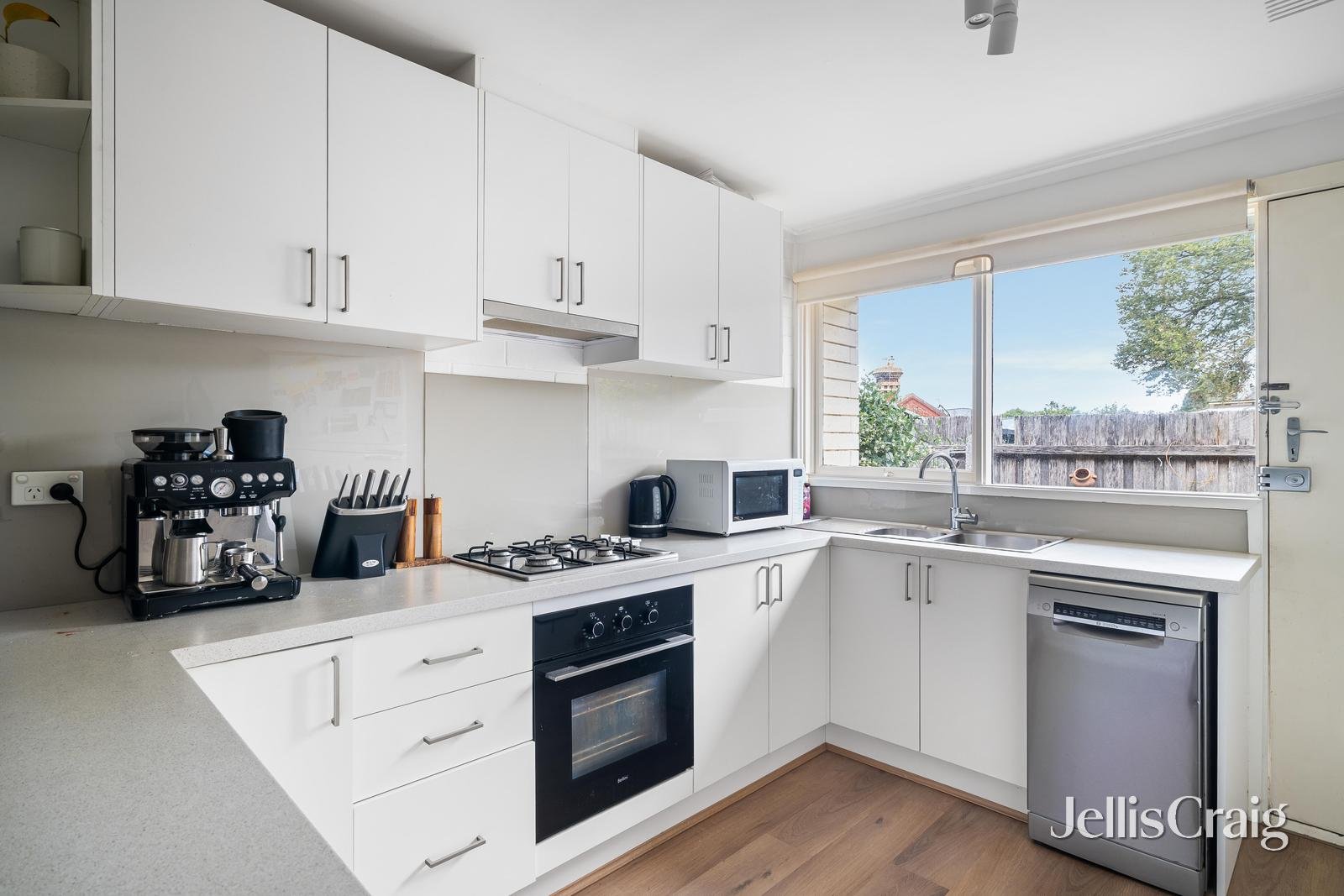 3/44 Kinkora Road, Hawthorn image 3