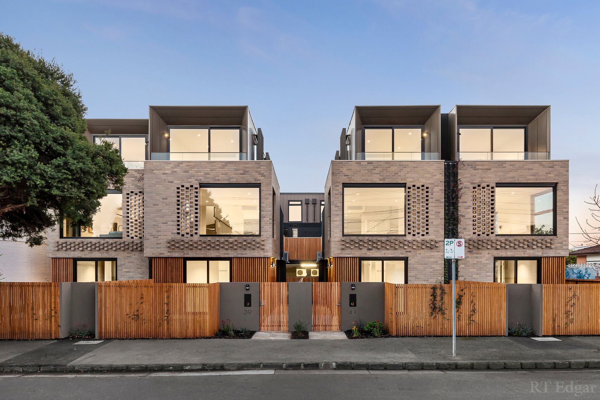 Property Gallery - Main Image