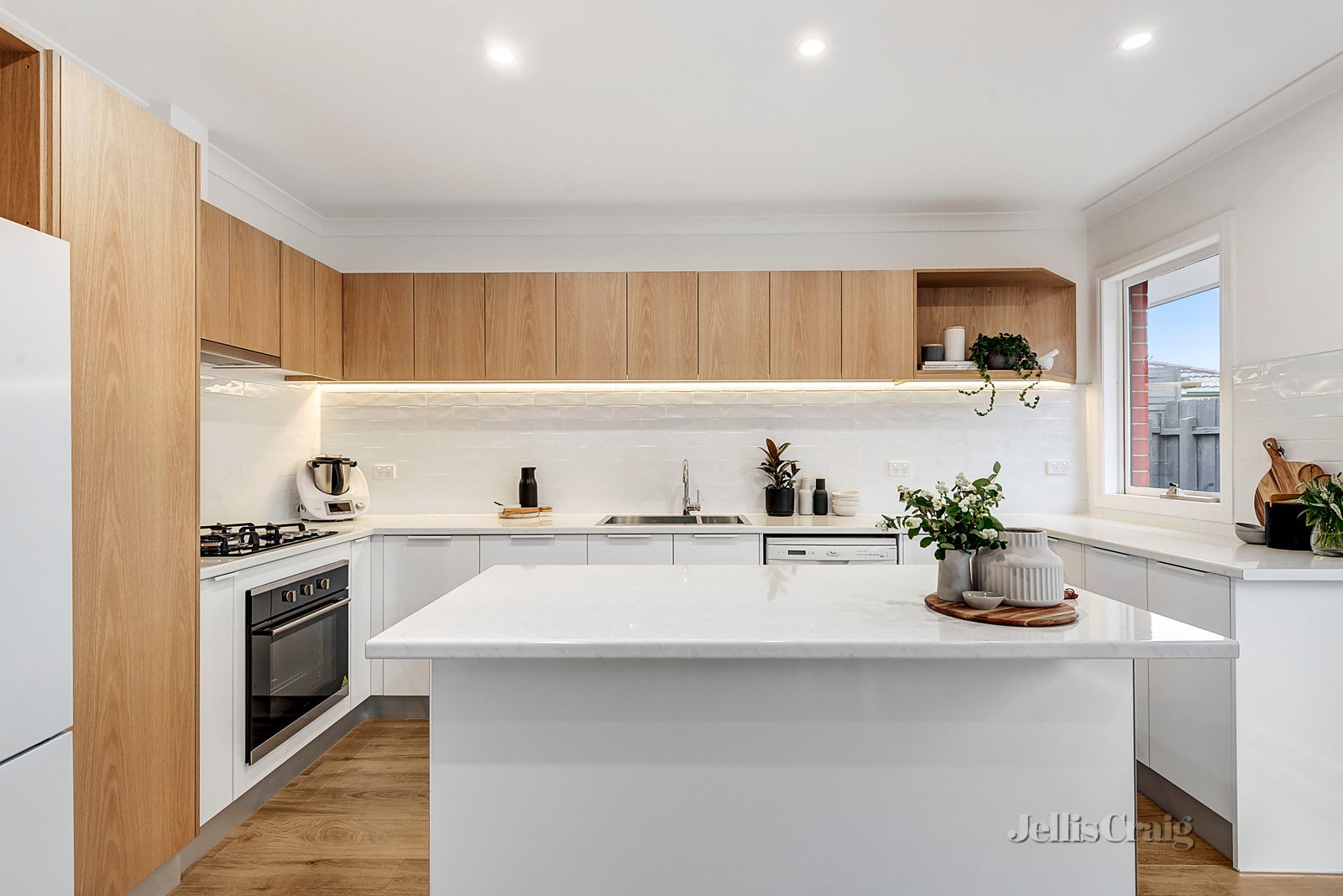 3/45 Brett Street, Murrumbeena image 3