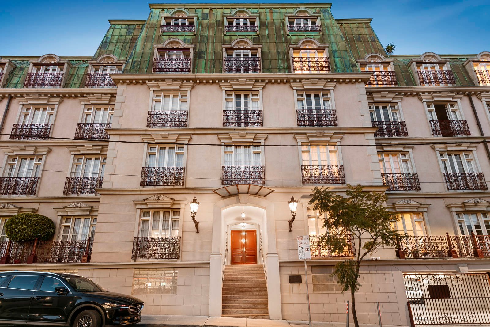 Property Gallery Thumbnail 2