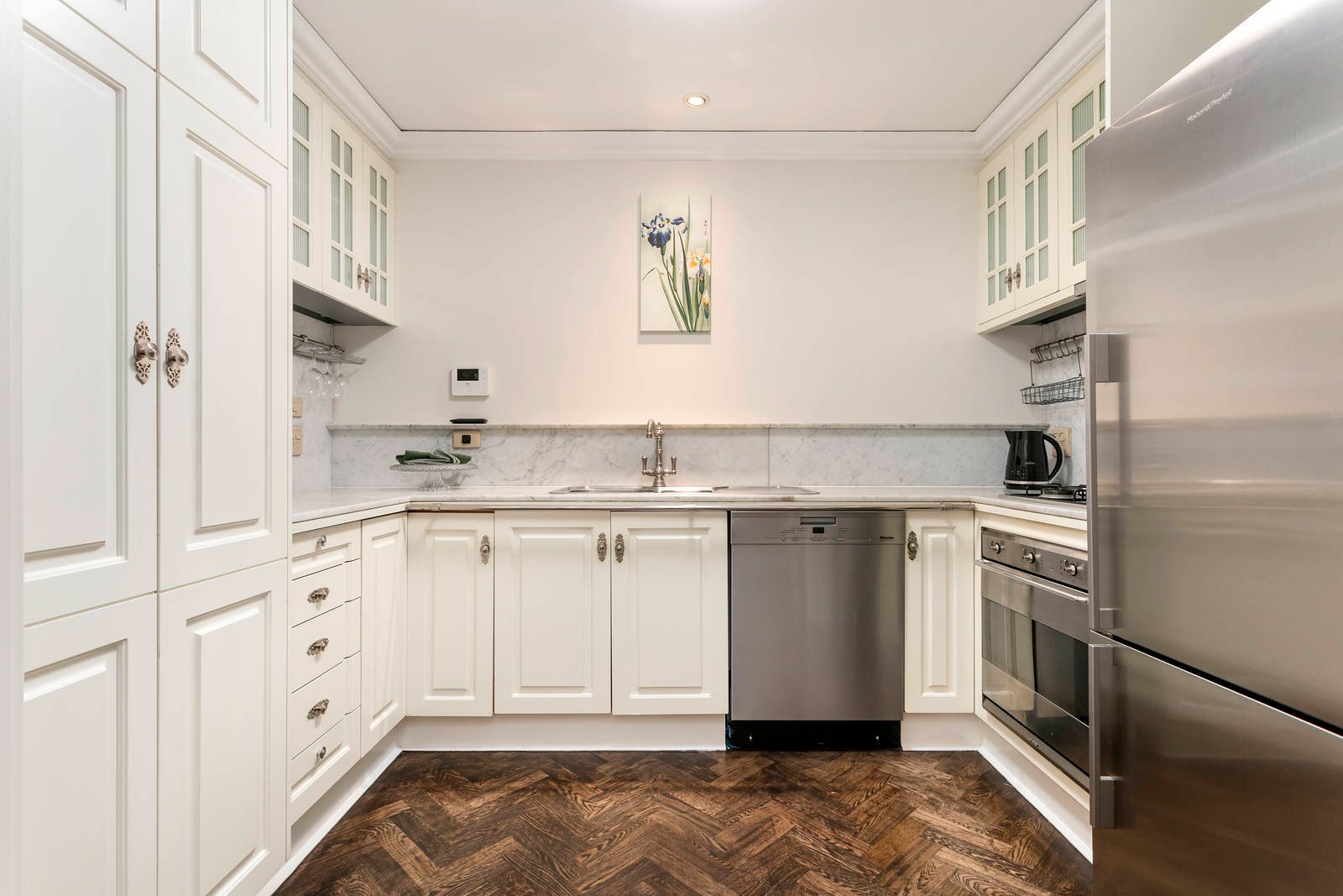Property Gallery Thumbnail 8