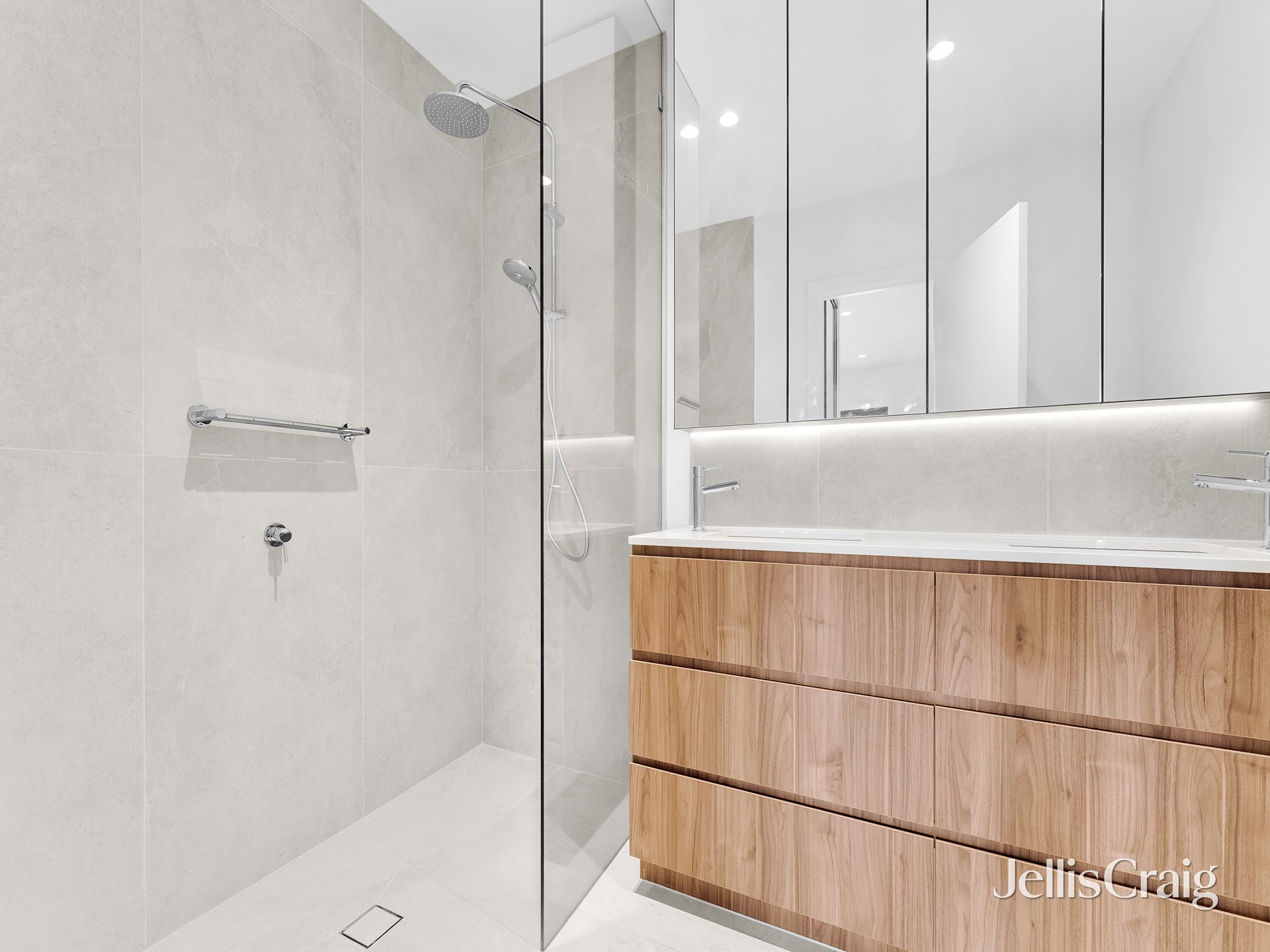 34/56 Kingloch Parade, Wantirna image 6