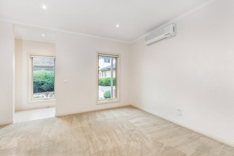 3/46 Barcelona Street, Box&nbsp;Hill image 3