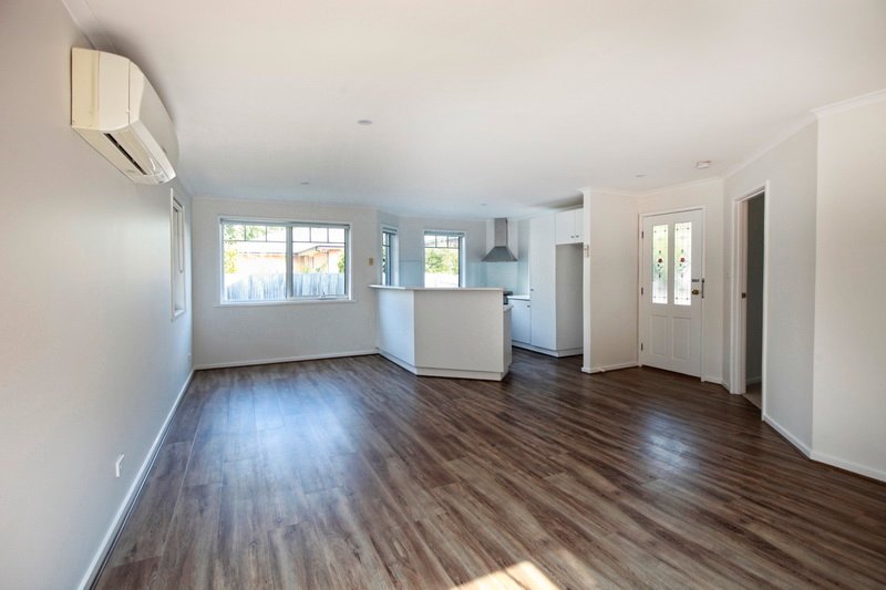 Property Gallery Thumbnail 3