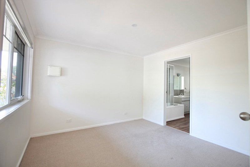 Property Gallery Thumbnail 5