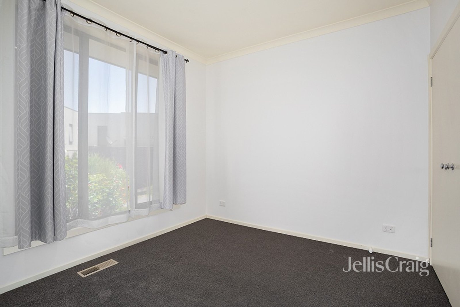 3/46 Gedye Street, Doncaster East image 6