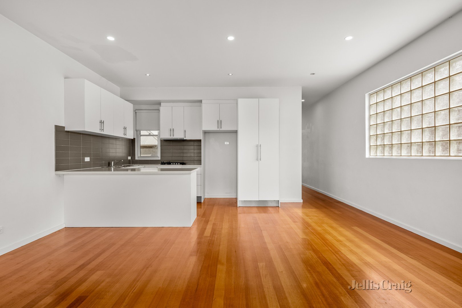 3/478 Sydney Road, Brunswick image 2