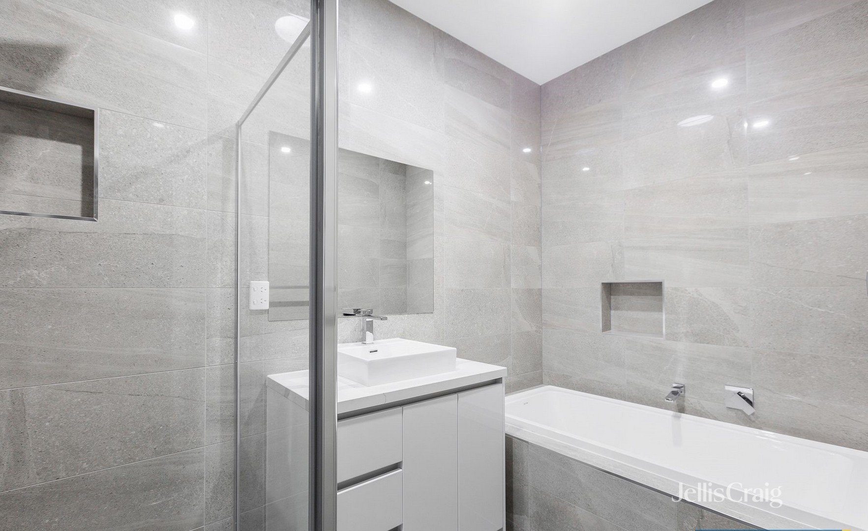 3/47A New Street, South Kingsville image 6