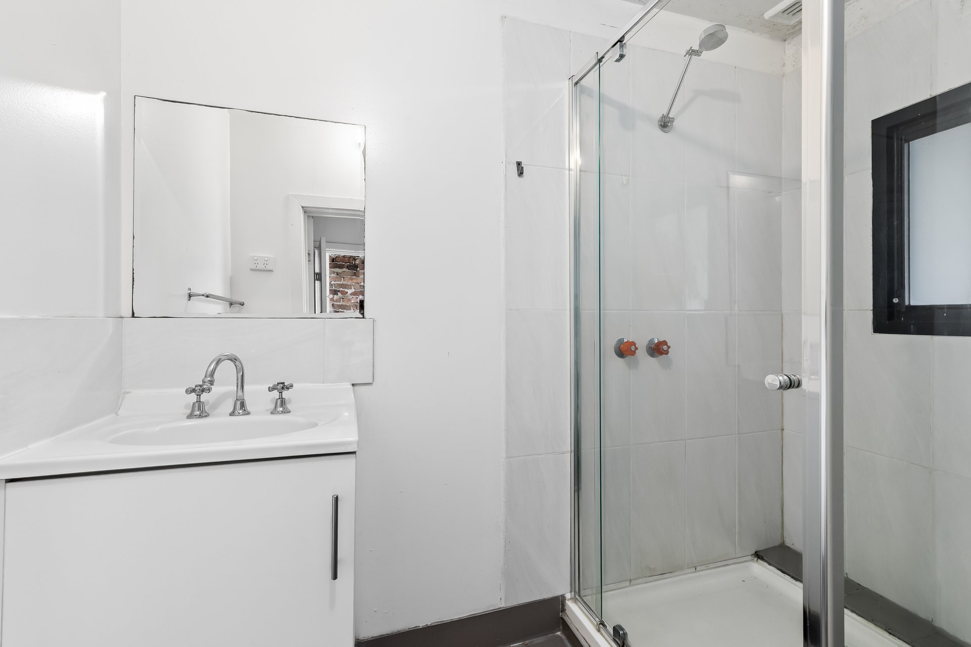 Property Gallery Thumbnail 7