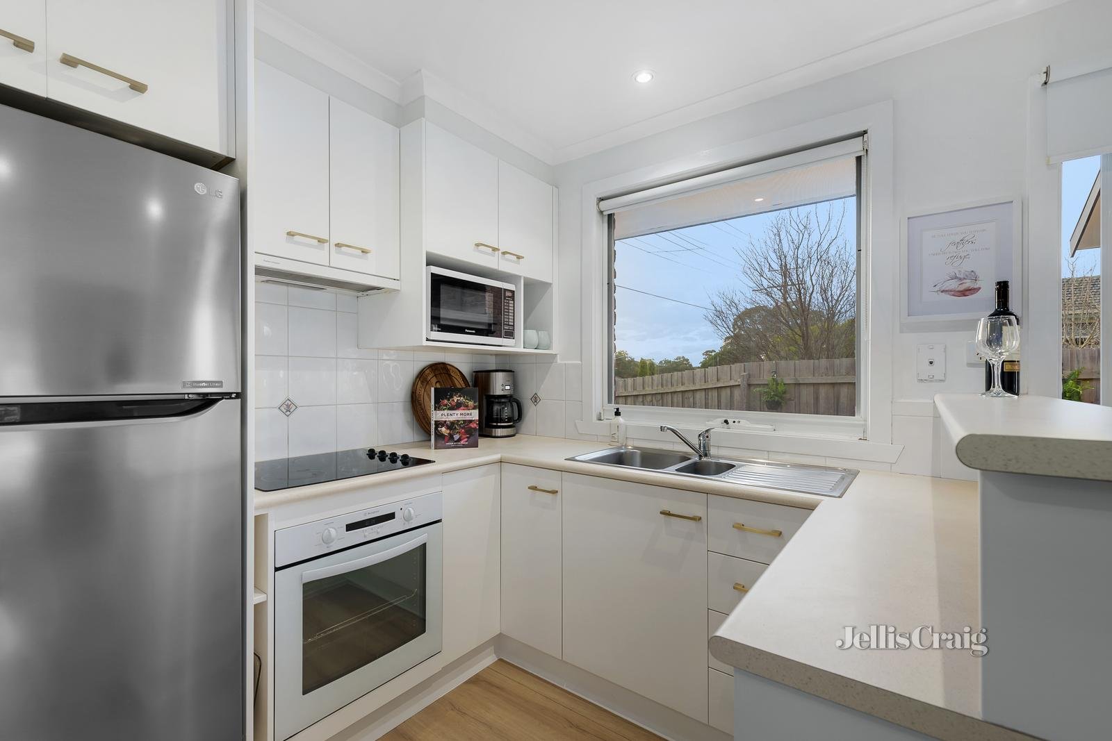 3/49 Rattray Road, Montmorency image 5