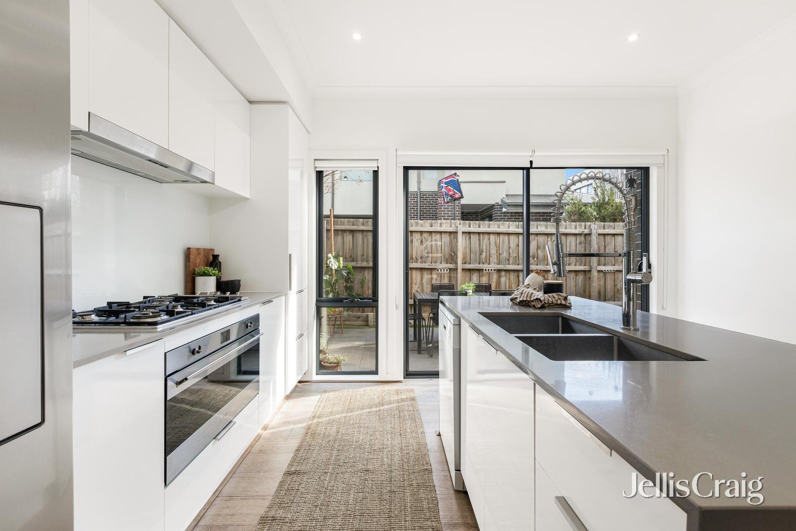 34A Barkly Street, Mordialloc image 5