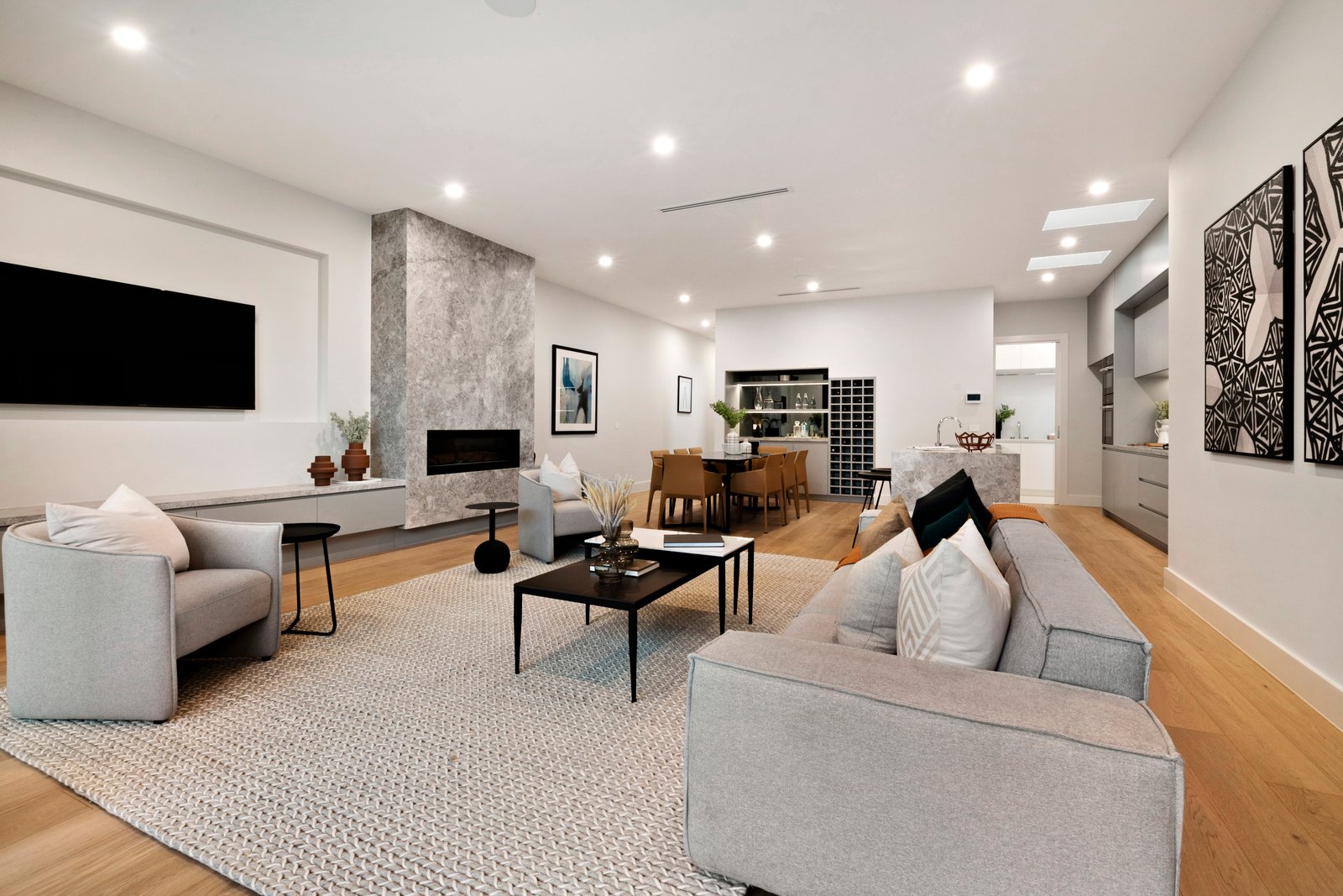 Property Gallery Thumbnail 3