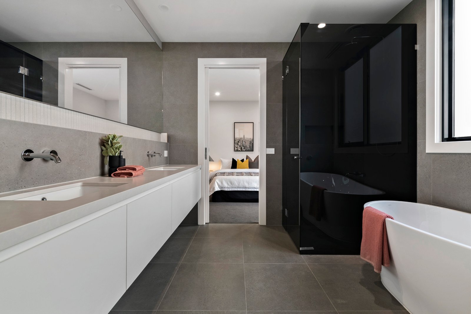 Property Gallery Thumbnail 7