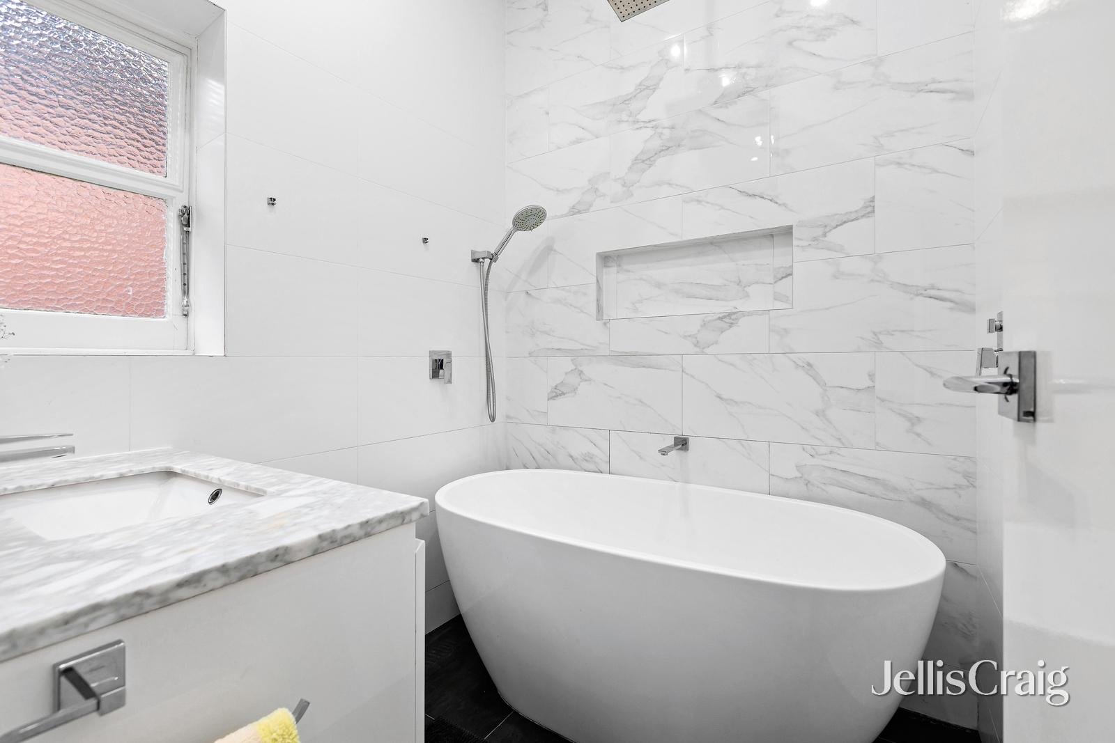 34B Broadway, Elwood image 10