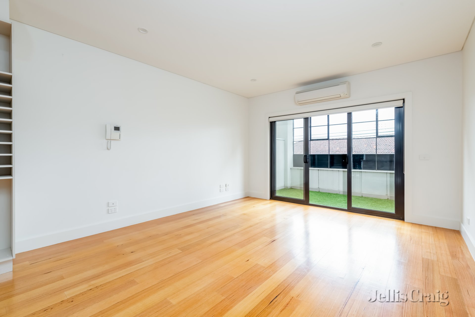 34B Hotham Street, Collingwood image 1