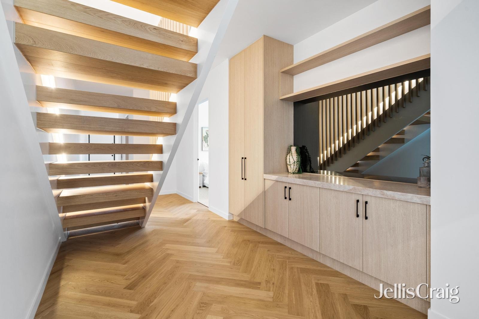 34b Warwick Street, Bentleigh&nbsp;East image 2