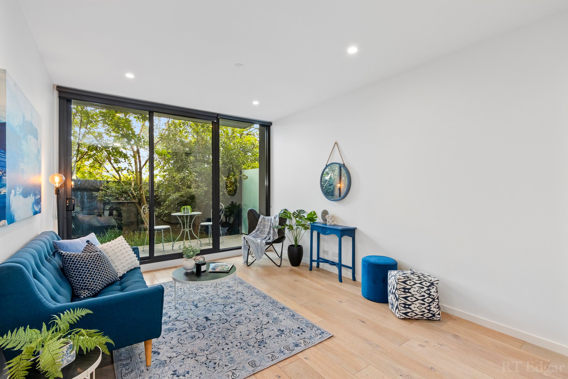 Property Gallery Thumbnail 3