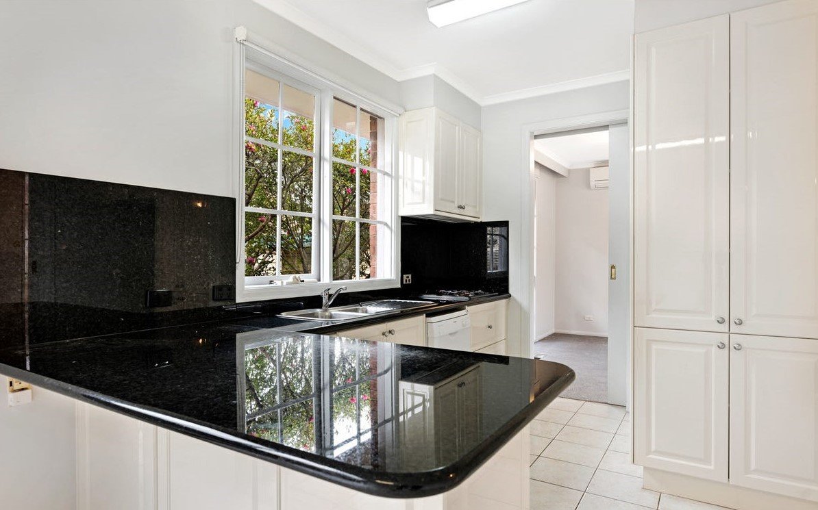 Property Gallery Thumbnail 5