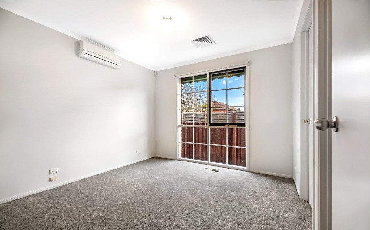 Property Gallery Thumbnail 6