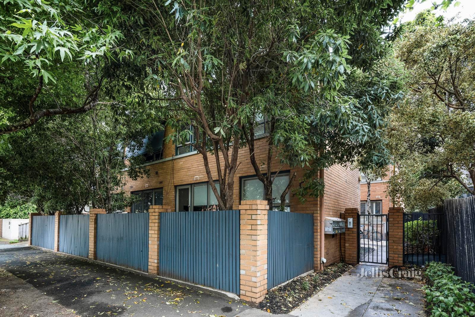 3/5 Addison Street, Elwood image 12