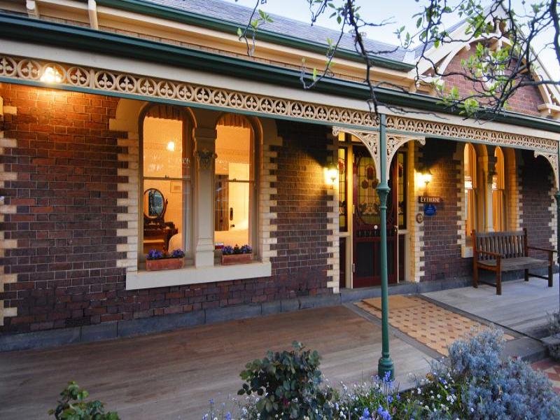 35 Aphrasia Street, Newtown image 13
