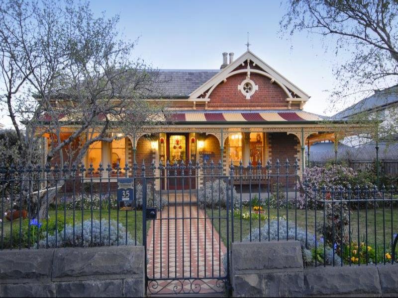 35 Aphrasia Street, Newtown image 15