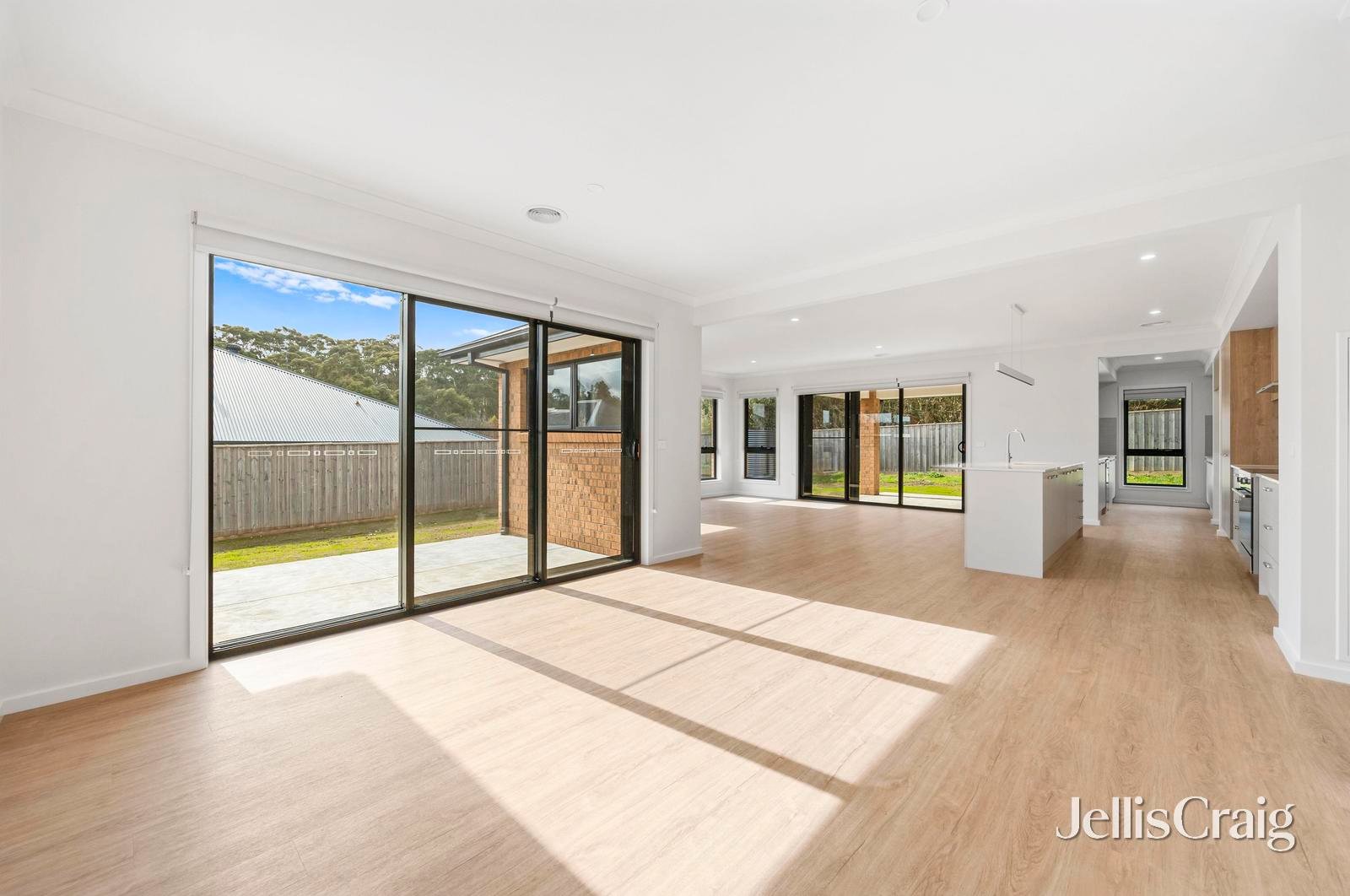 35 Apple Orchard Drive, Brown Hill image 3