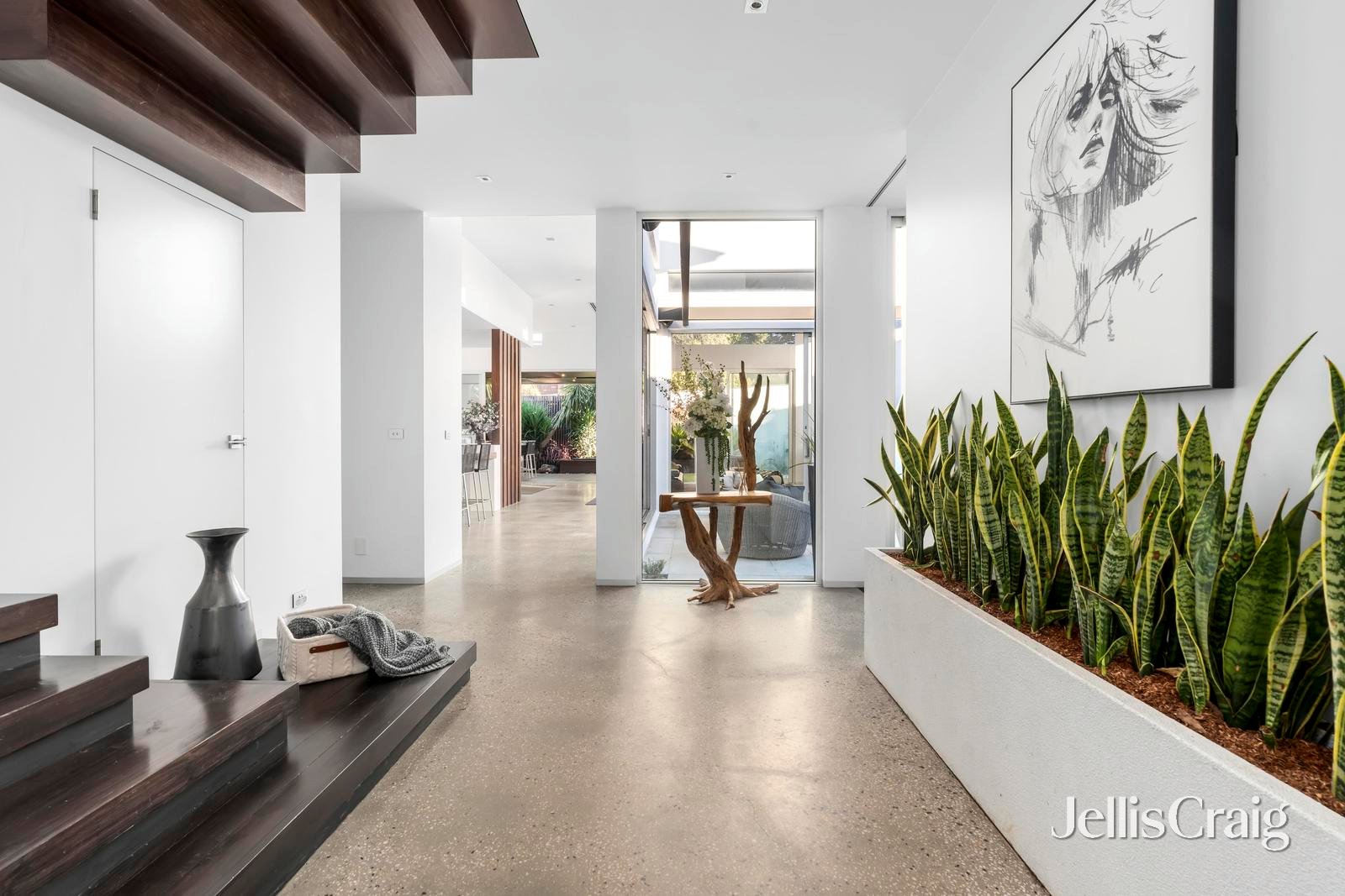 35 Appletree Drive Glen, Waverley image 11