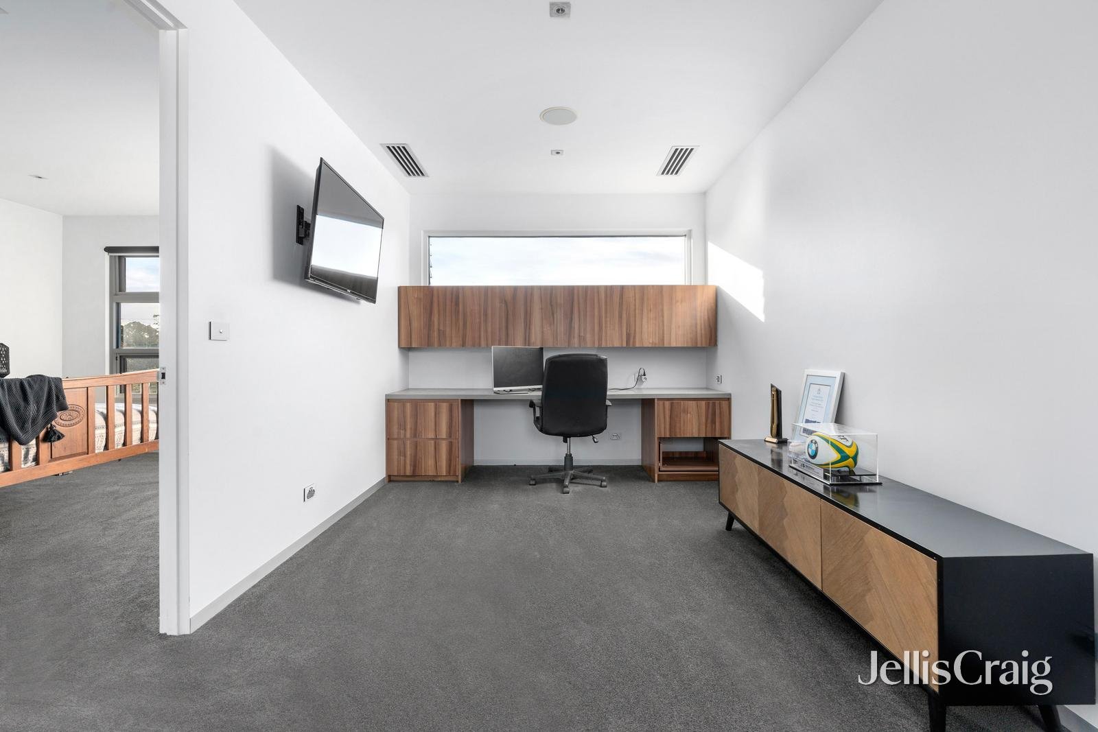 35 Appletree Drive Glen, Waverley image 18