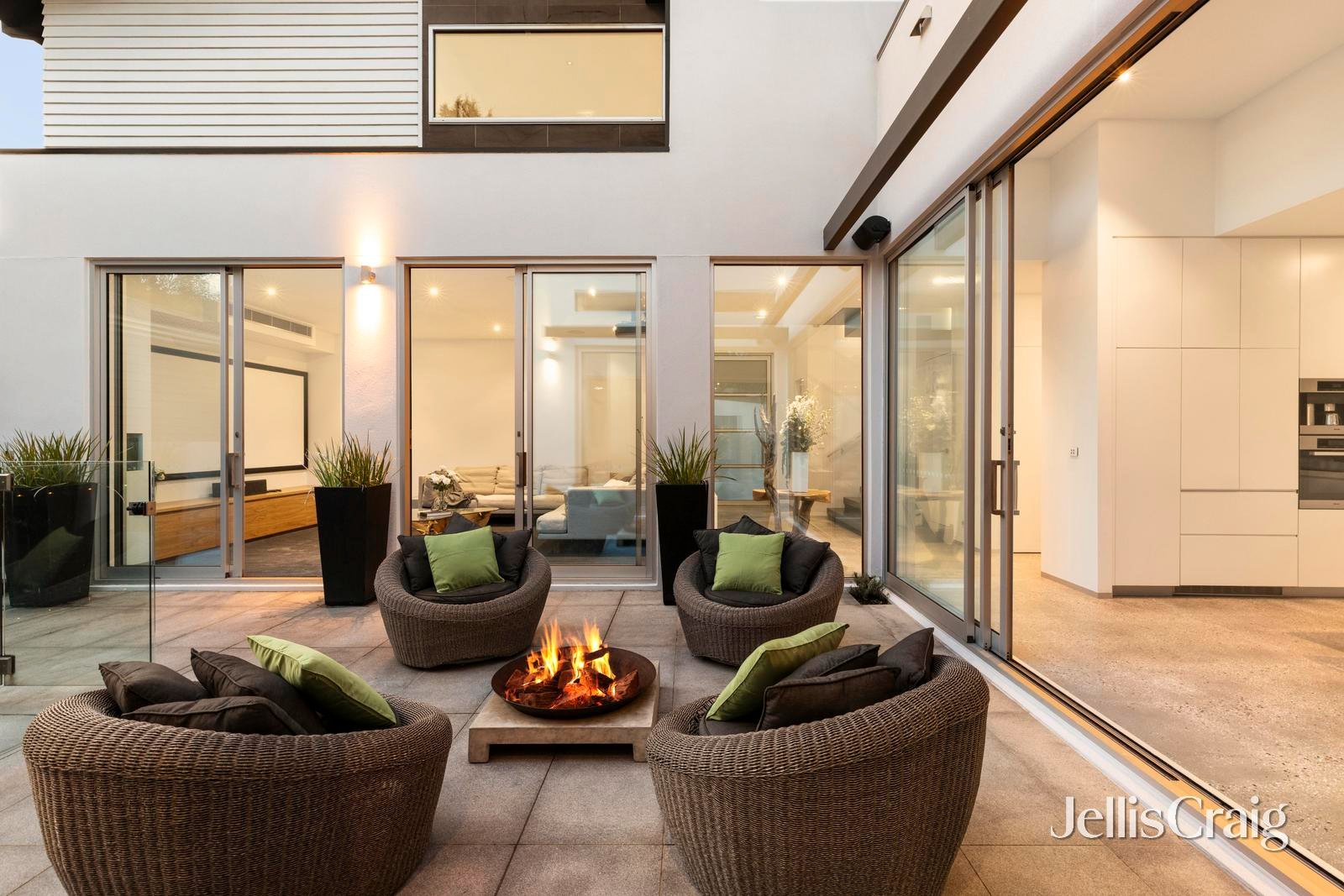 35 Appletree Drive Glen, Waverley image 20