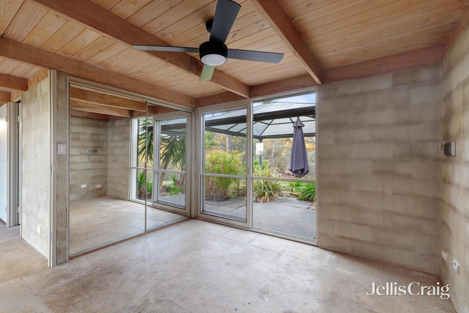 35 Bailey Gully Road, Hurstbridge image 11