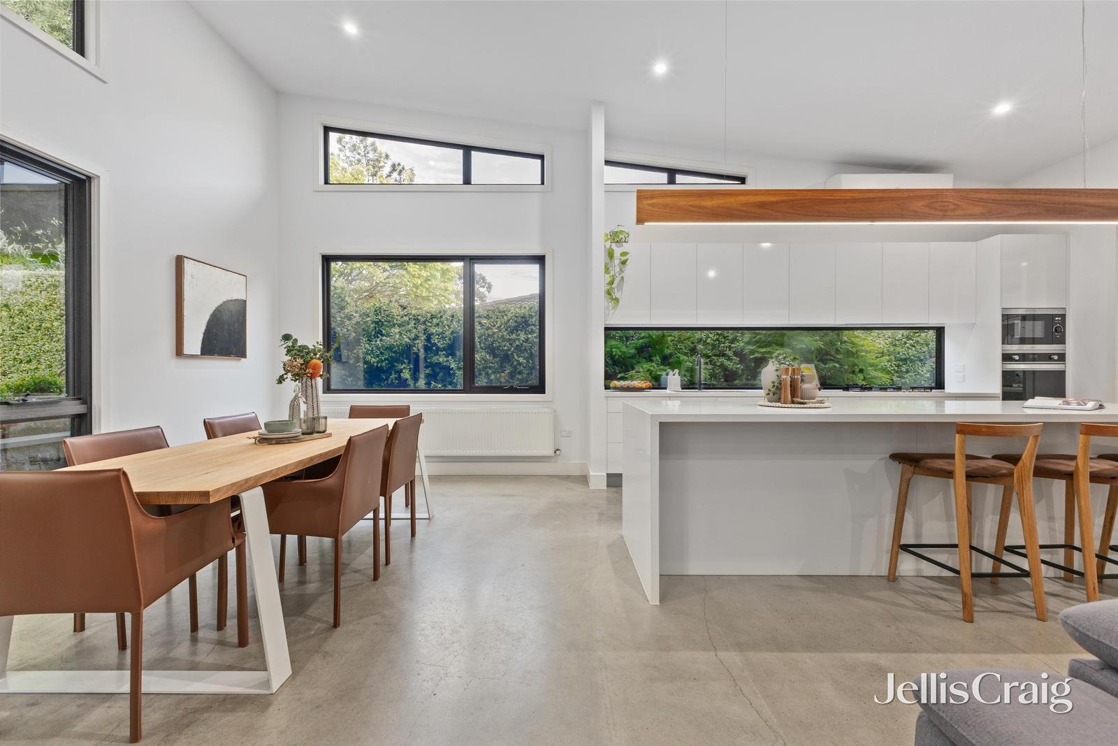 35 Barkly Terrace, Mitcham image 2