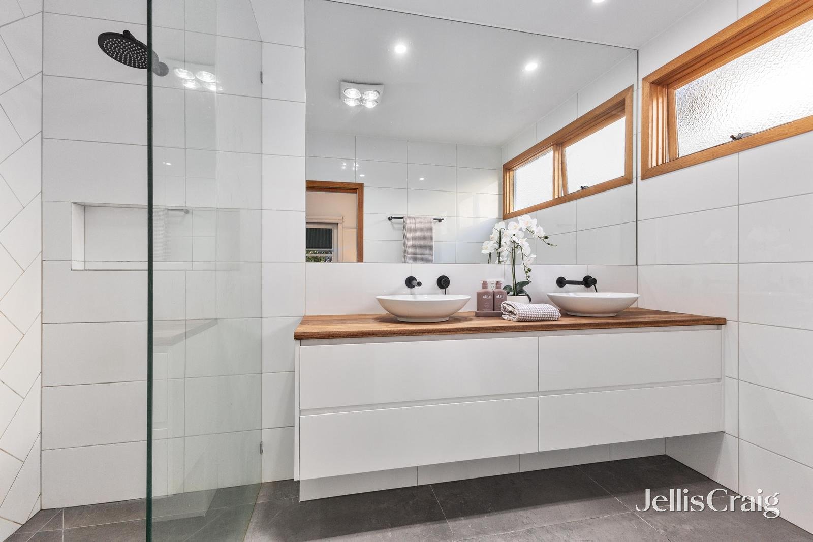 35 Barkly Terrace, Mitcham image 9